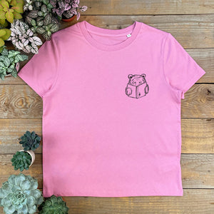 PINK TEE WITH BEAR READING A BOOK