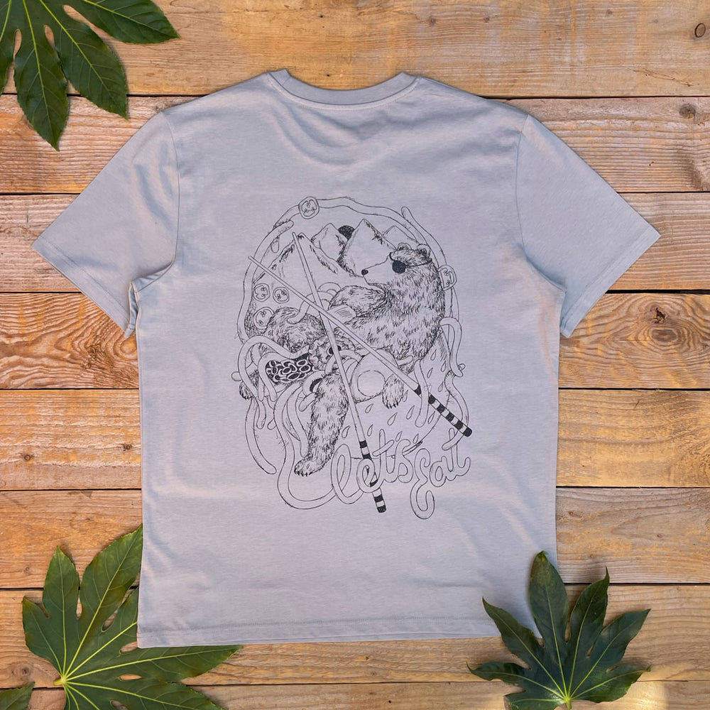 grey tshirt with bear and noodles
