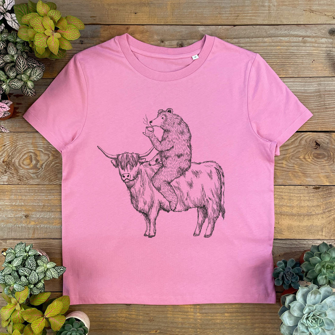 bear riding highland cow womens pink tee