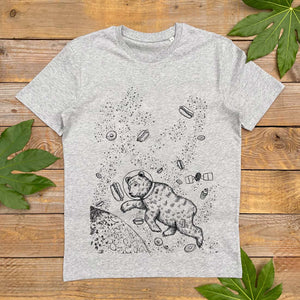 grey tshirt with bear and hot dogs in space