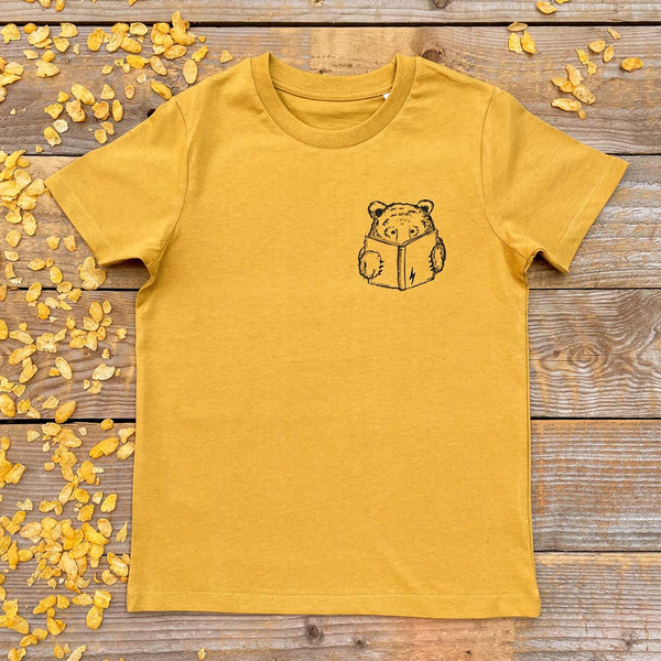 bear reading a book kids t-shirt