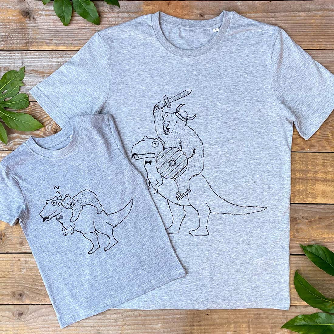 bear and dinosaur dad and child t-shirt set